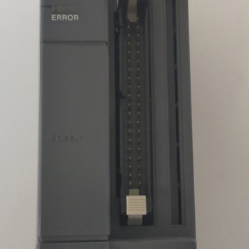 KEYENCE MOTOR POSITIONING CONTROLLER HC-50