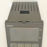 OMRON TEMPERATURE CONTROLLER E5CN-Q2HBT